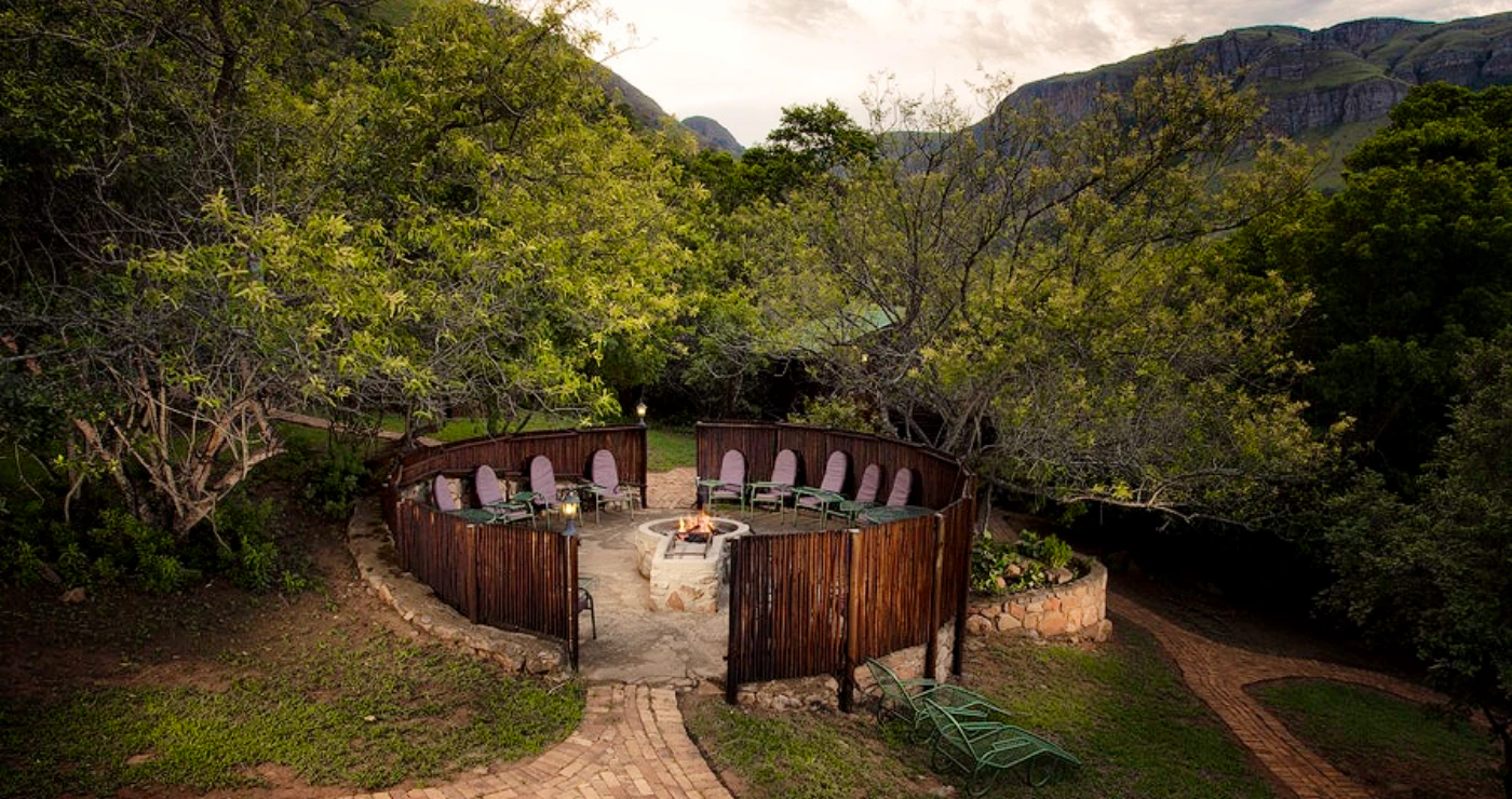 12 bobaas-braaiplekke reg oor die land