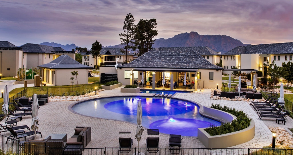 ’n Aand by die Pearl Valley Hotel by Mantis