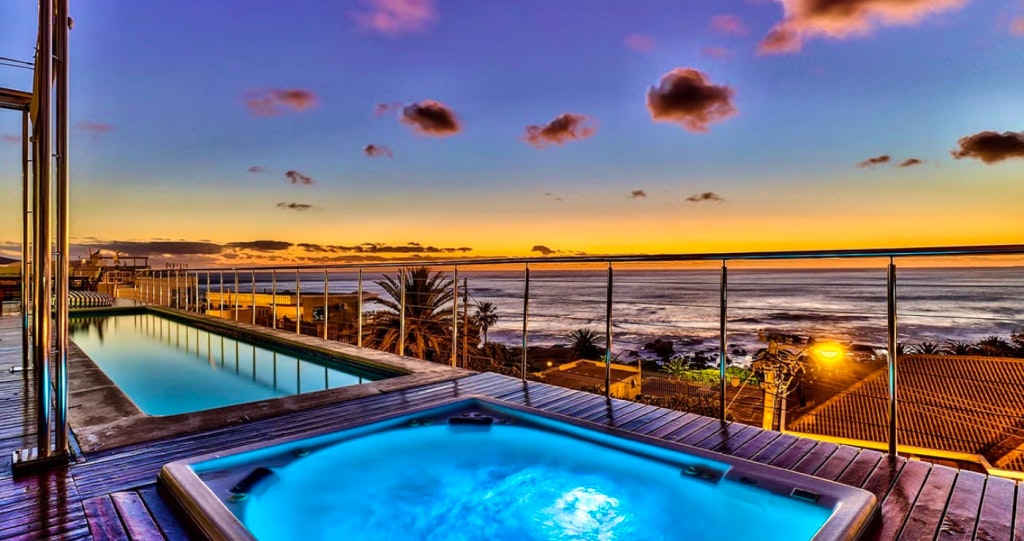 35 Camps Bay Drive, Camps Bay, Cape Town, 8005, Western Cape