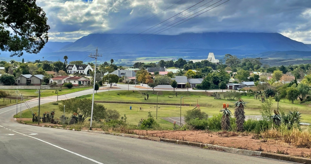 Draai af na Riversdal ─ hier is baie om te doen!