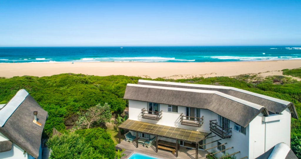 Kaap St. Francis Cape st francis on the beach beach house in western cape seaview direct access to beach 