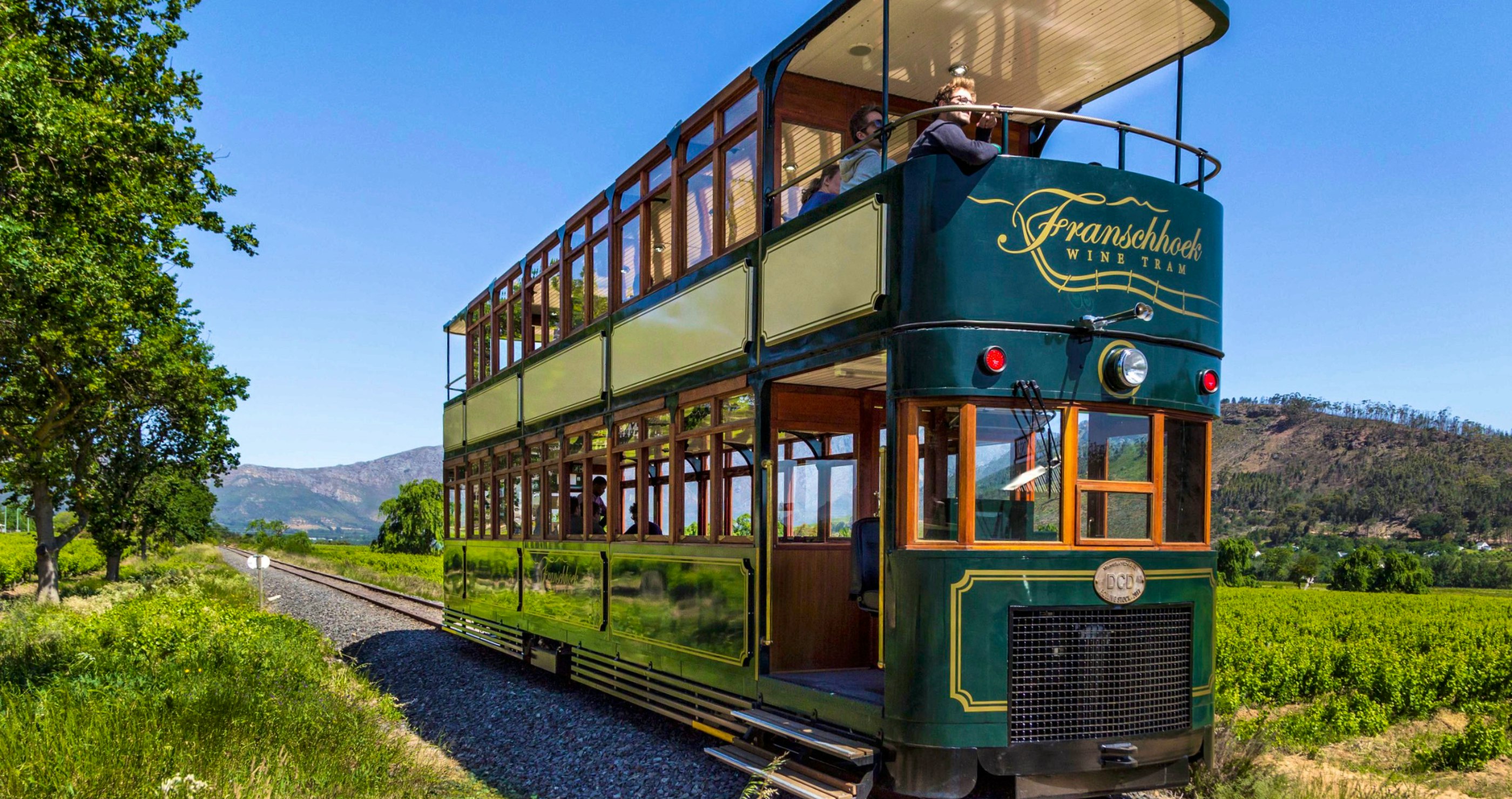 Dis feestelik op die Franschhoek Wine Tram