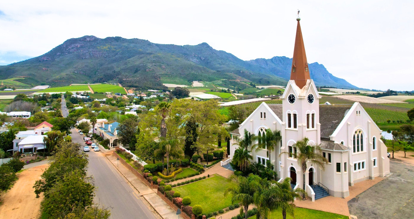 Riebeek-Kasteel roep: ’n Kykie op kos, kelders, koffie en kultuur