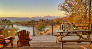 Verblyf in Oudtshoorn: Lekke blyplekke vir groepe, paartjies en troeteldierouers