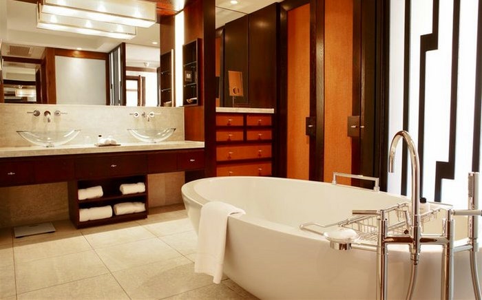 En-suite bathroom at the One&Only Cape Town